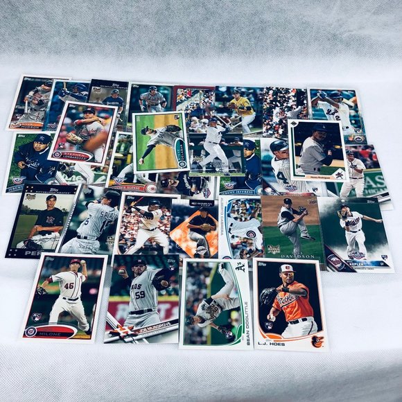 Baseball Cards Lot - 111 Cards in Total - Various Years - Has some Rookie Cards - Picture 3 of 6